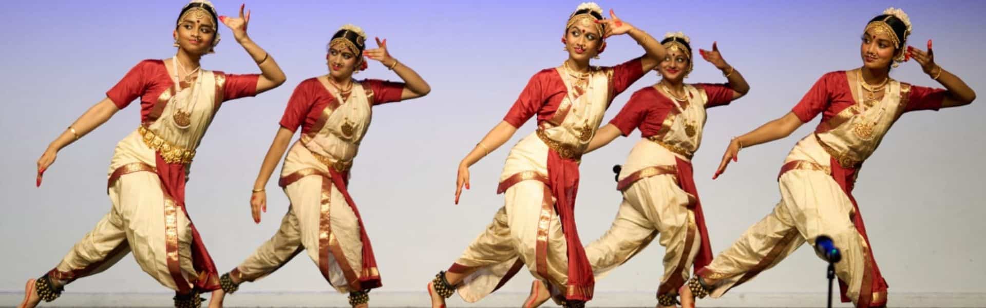 Srishti dancers performing Bharatanatyam dance